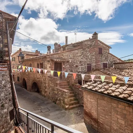 Sotto Gli Archi * Paganico (Grosseto)
